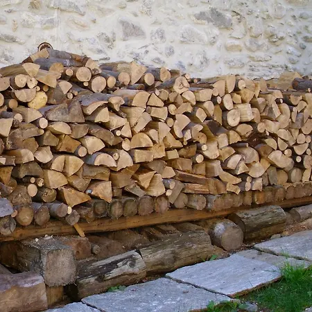 Bed and Breakfast L'abric - Centro Storico Di Limonetto 3*