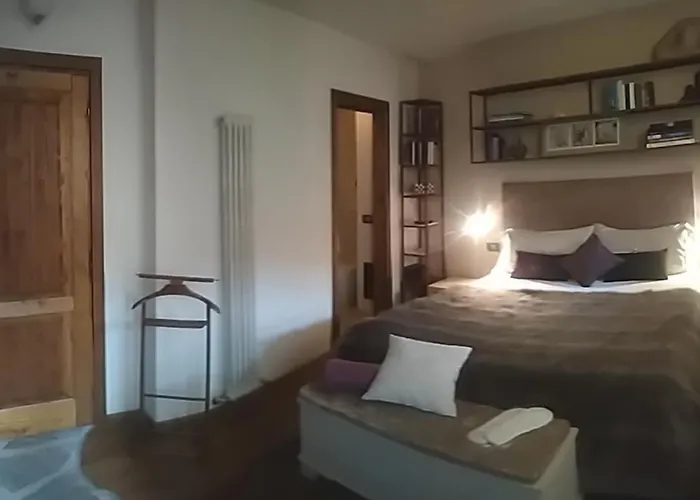 Bed & Breakfast L'abric - Centro Storico Di Limonetto